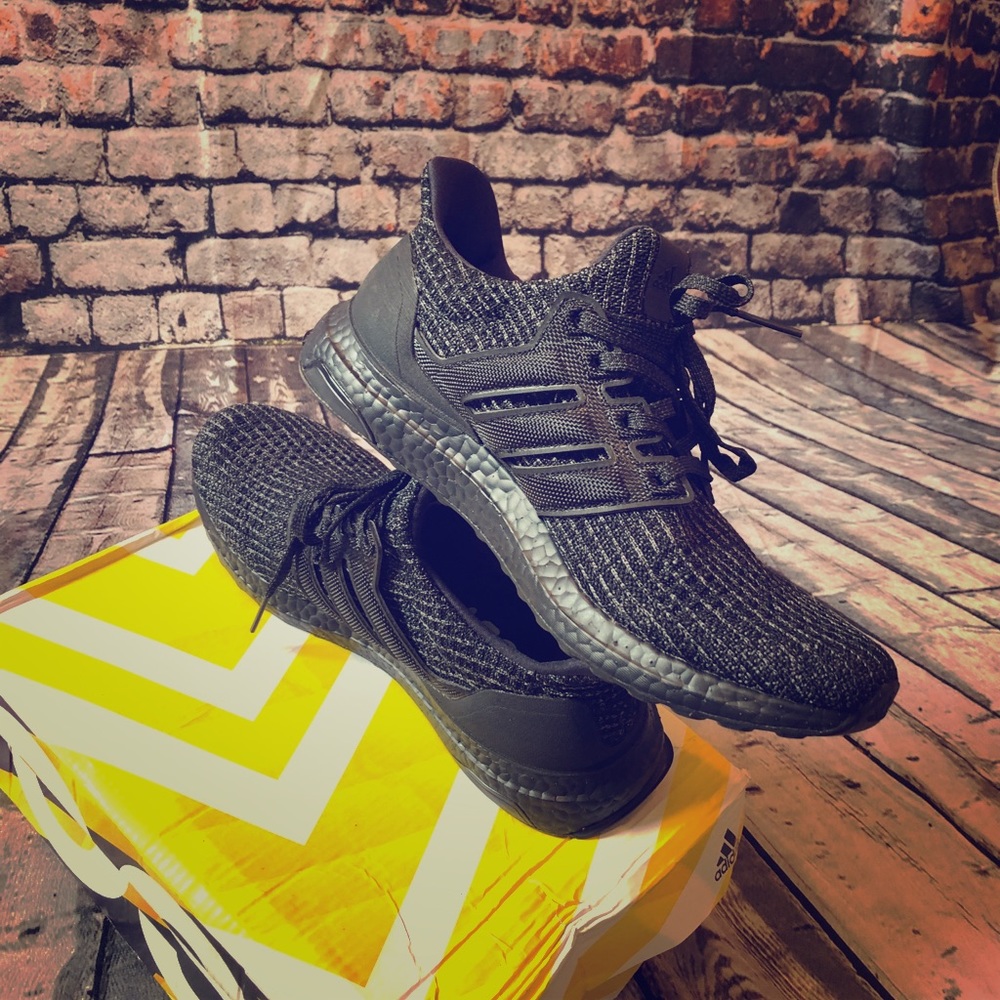 Adidas ultraboost 4.0 triple black
